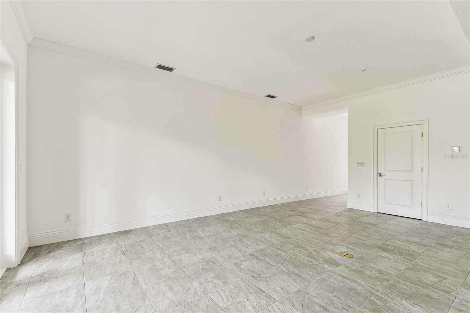 HIDDEN CREEK AT LAKEWOOD RANCH - Residential