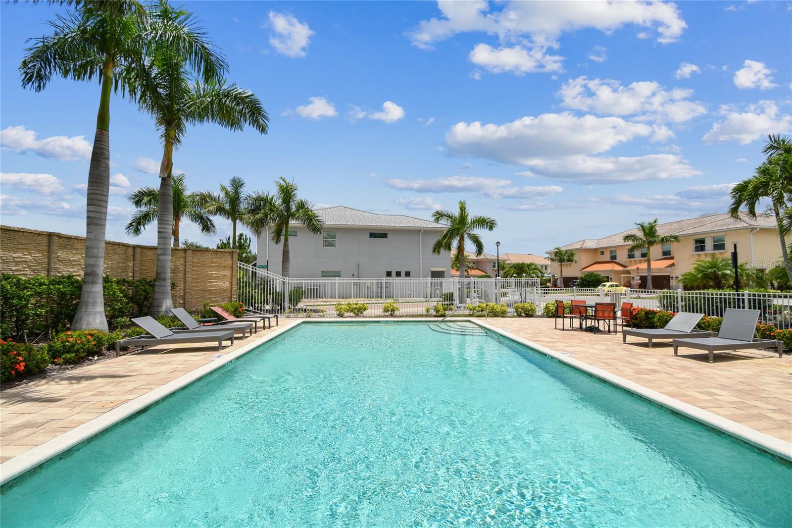 HIDDEN CREEK AT LAKEWOOD RANCH - Residential