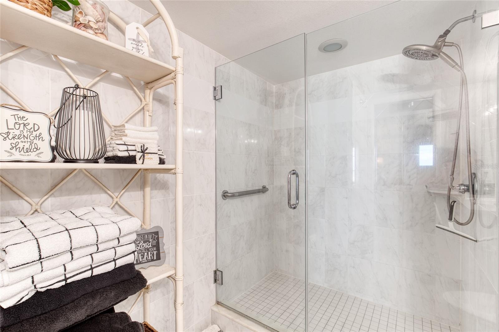 ORMOND CONDO CLUB - Residential