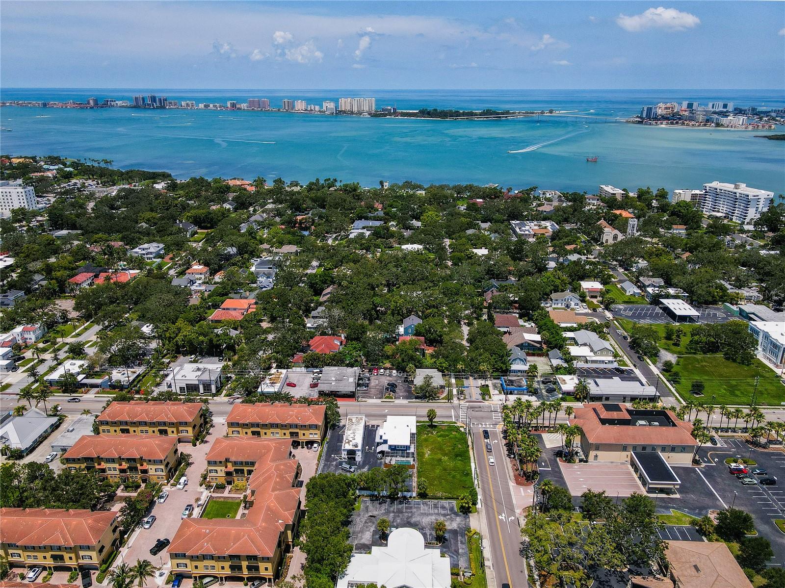 MAGNOLIA PARK - Commercial Sale