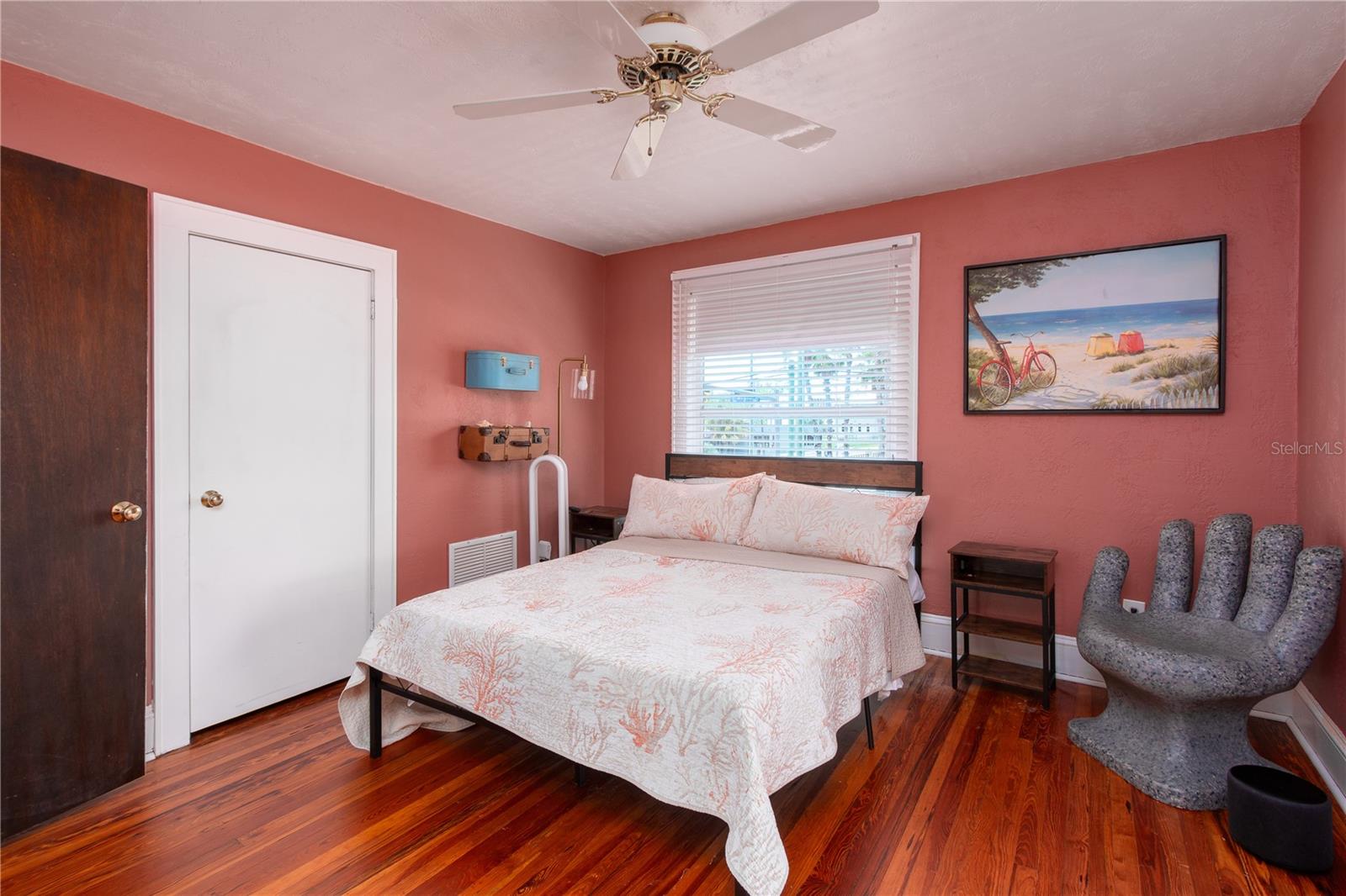 MAGNOLIA PARK - Commercial Sale