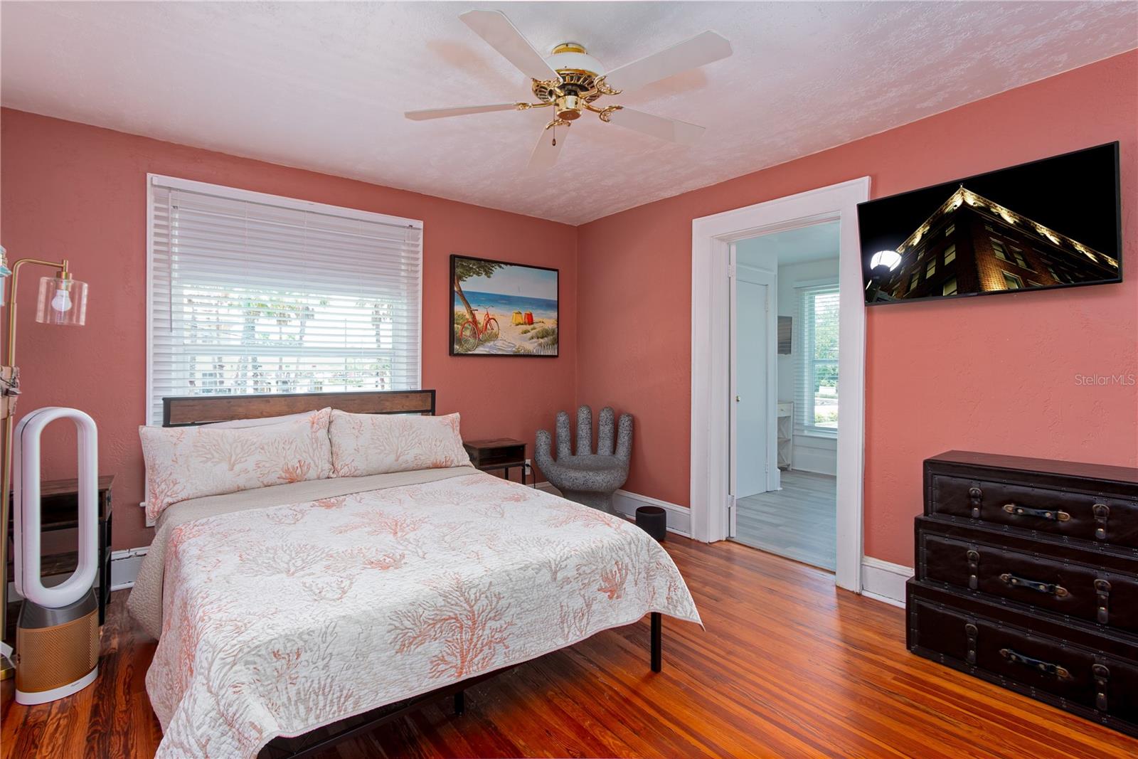 MAGNOLIA PARK - Commercial Sale