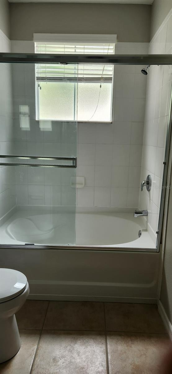 LAKESIDE/LKS/WINDERMERE - Residential Lease