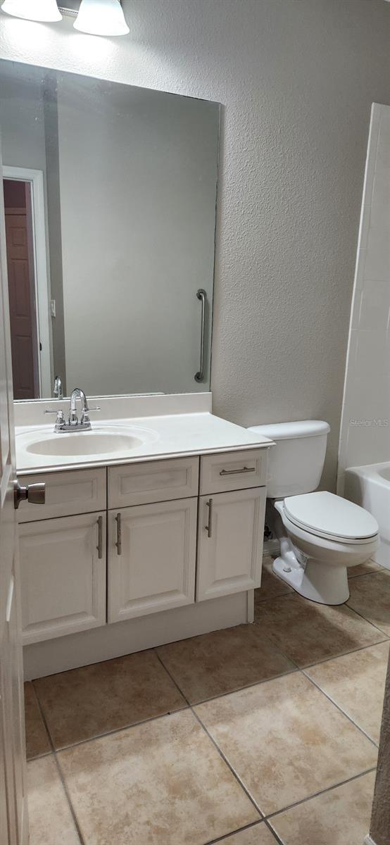 LAKESIDE/LKS/WINDERMERE - Residential Lease