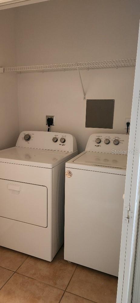 LAKESIDE/LKS/WINDERMERE - Residential Lease