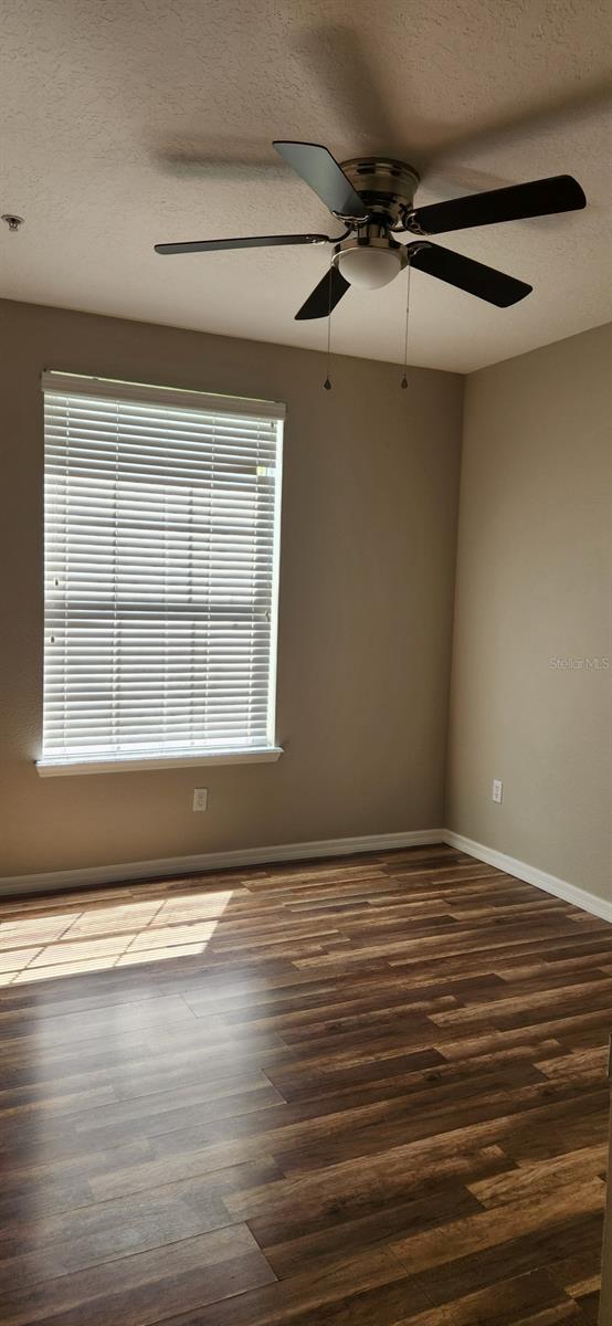 LAKESIDE/LKS/WINDERMERE - Residential Lease