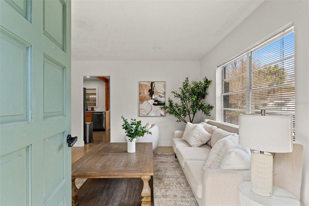 Photo of 314 W Alva Street, Tampa, FL 33603 (MLS # TB8496178)