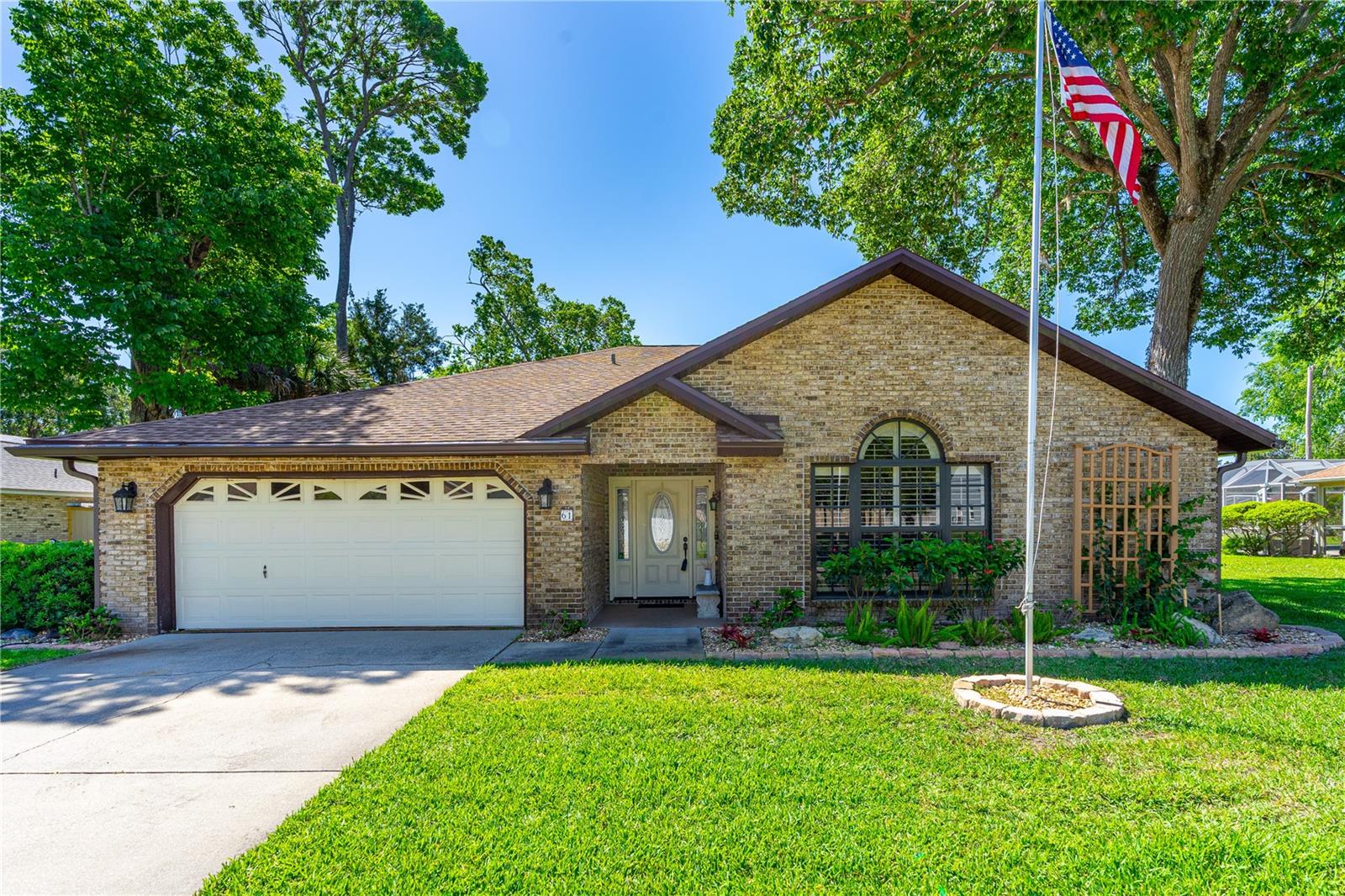 61 BRYAN CAVE ROAD