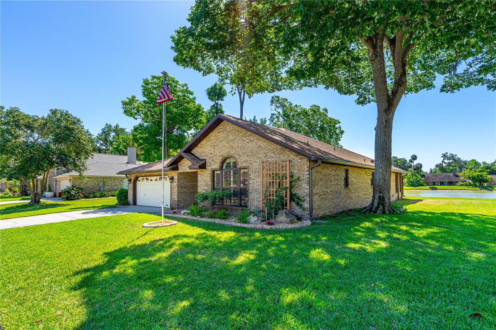 61 BRYAN CAVE ROAD
