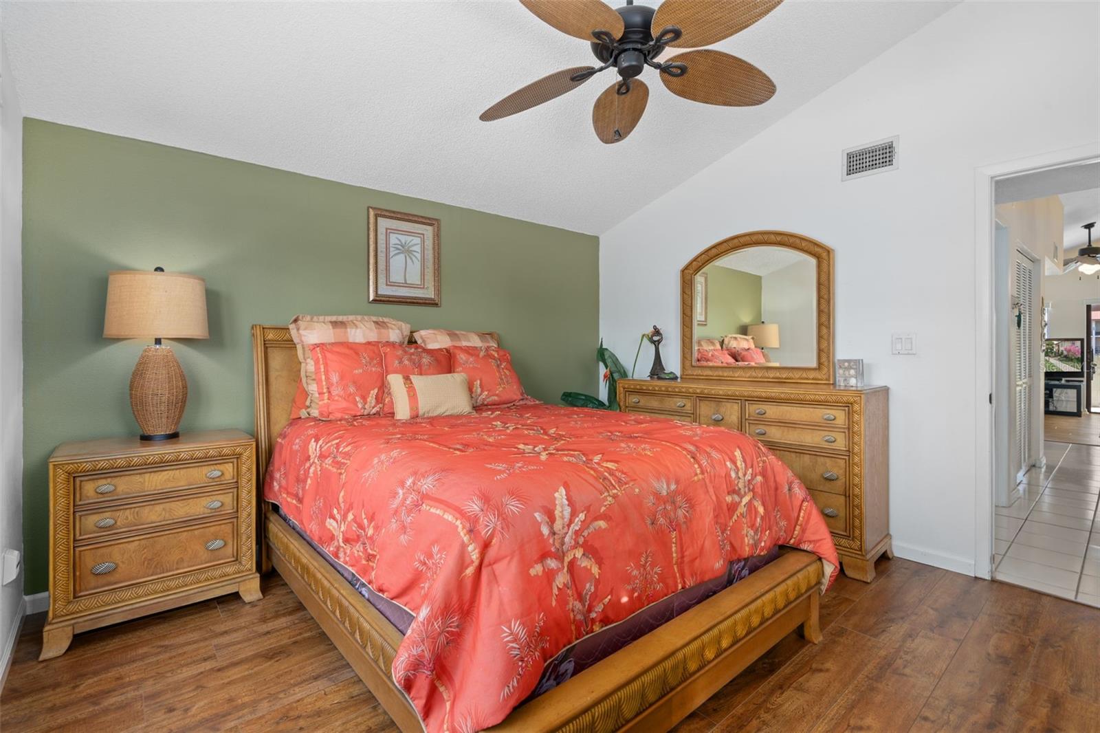 LAKE TARPON VILLAS CONDO - Residential
