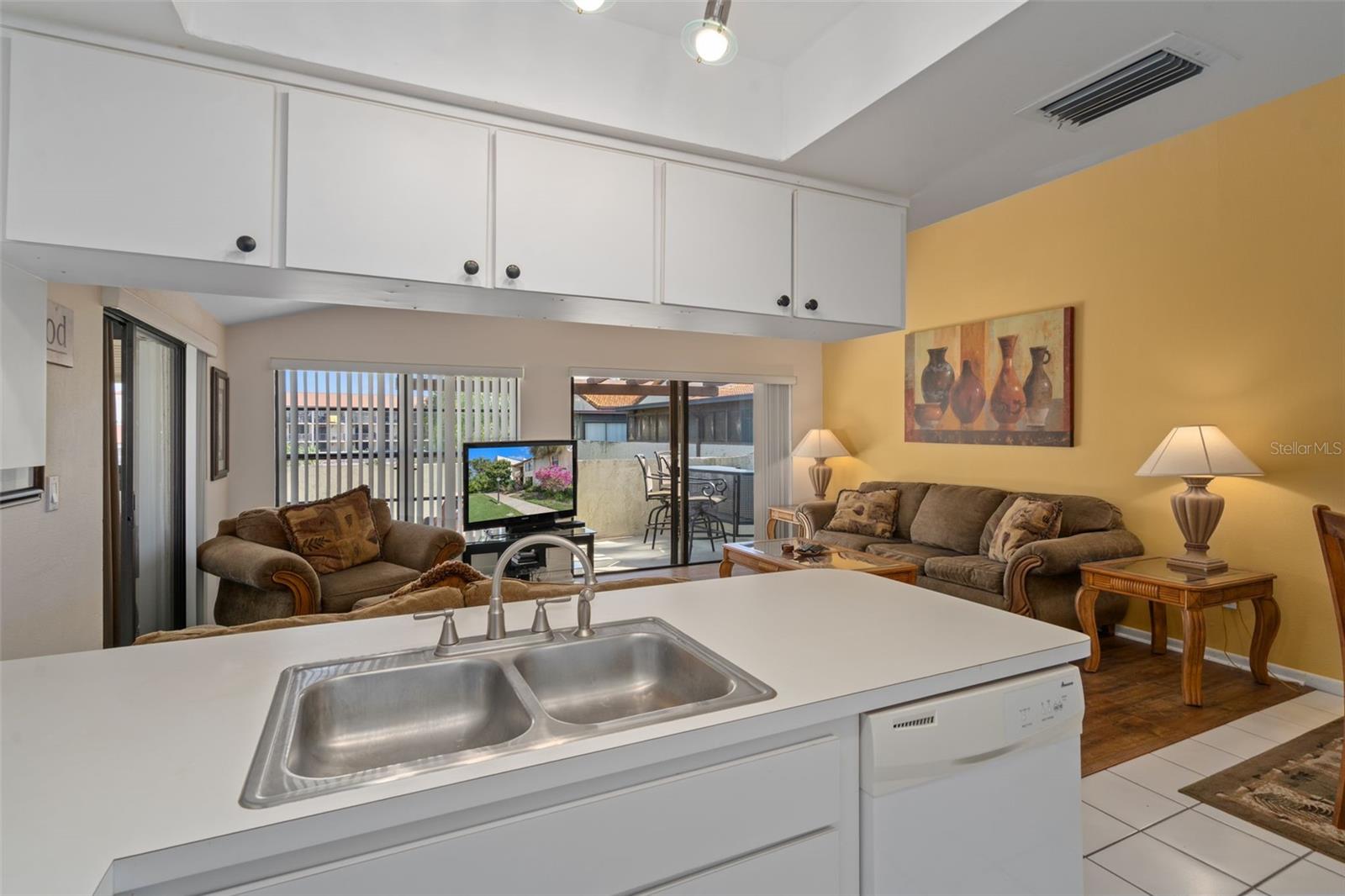 LAKE TARPON VILLAS CONDO - Residential