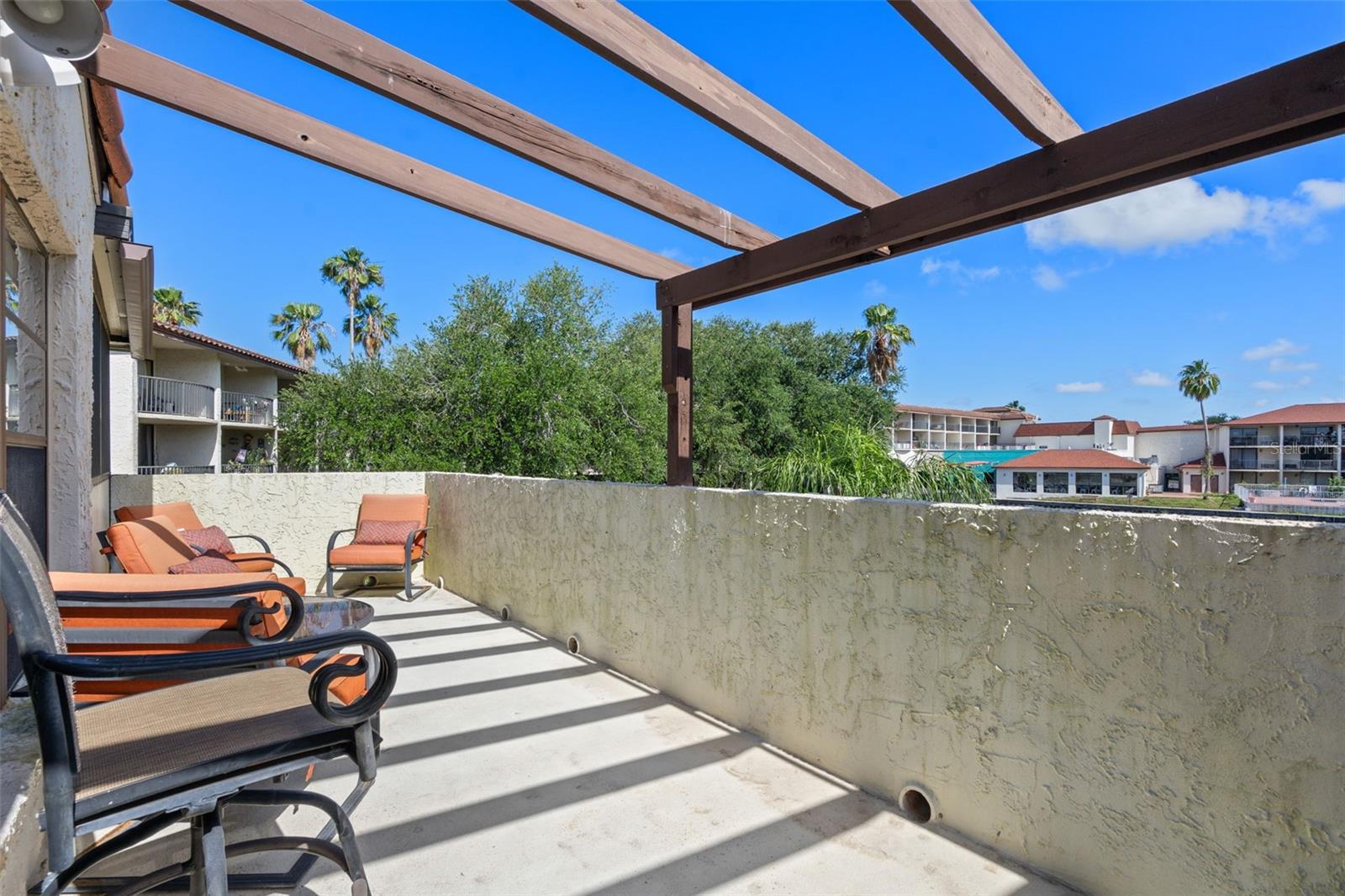 LAKE TARPON VILLAS CONDO - Residential