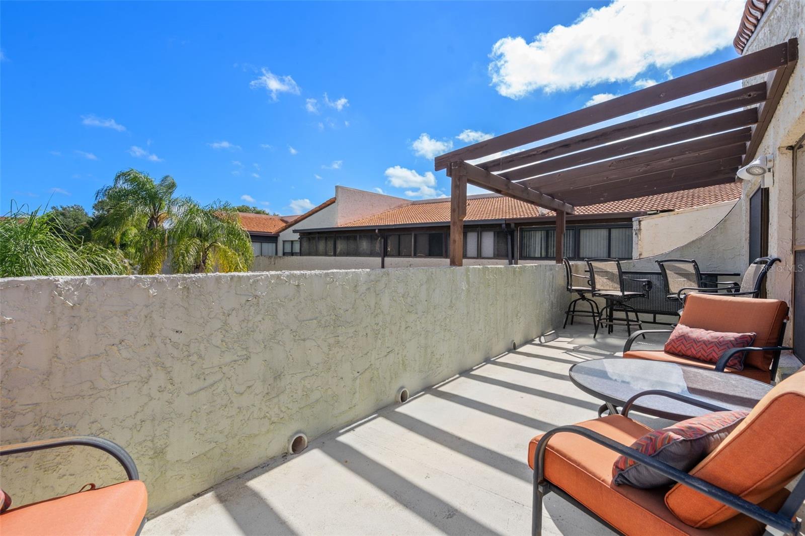 LAKE TARPON VILLAS CONDO - Residential