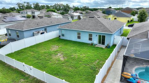 A home in WINTER HAVEN