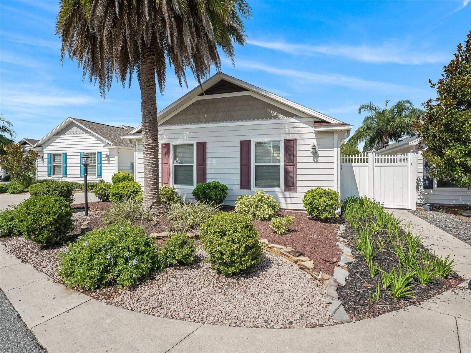 1762 MEADOWLARK AVENUE