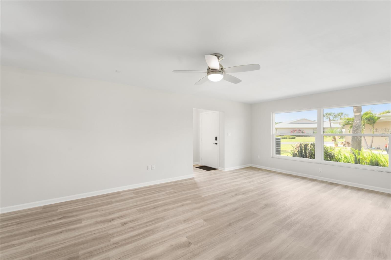 5689 EVERGREEN DRIVE 18