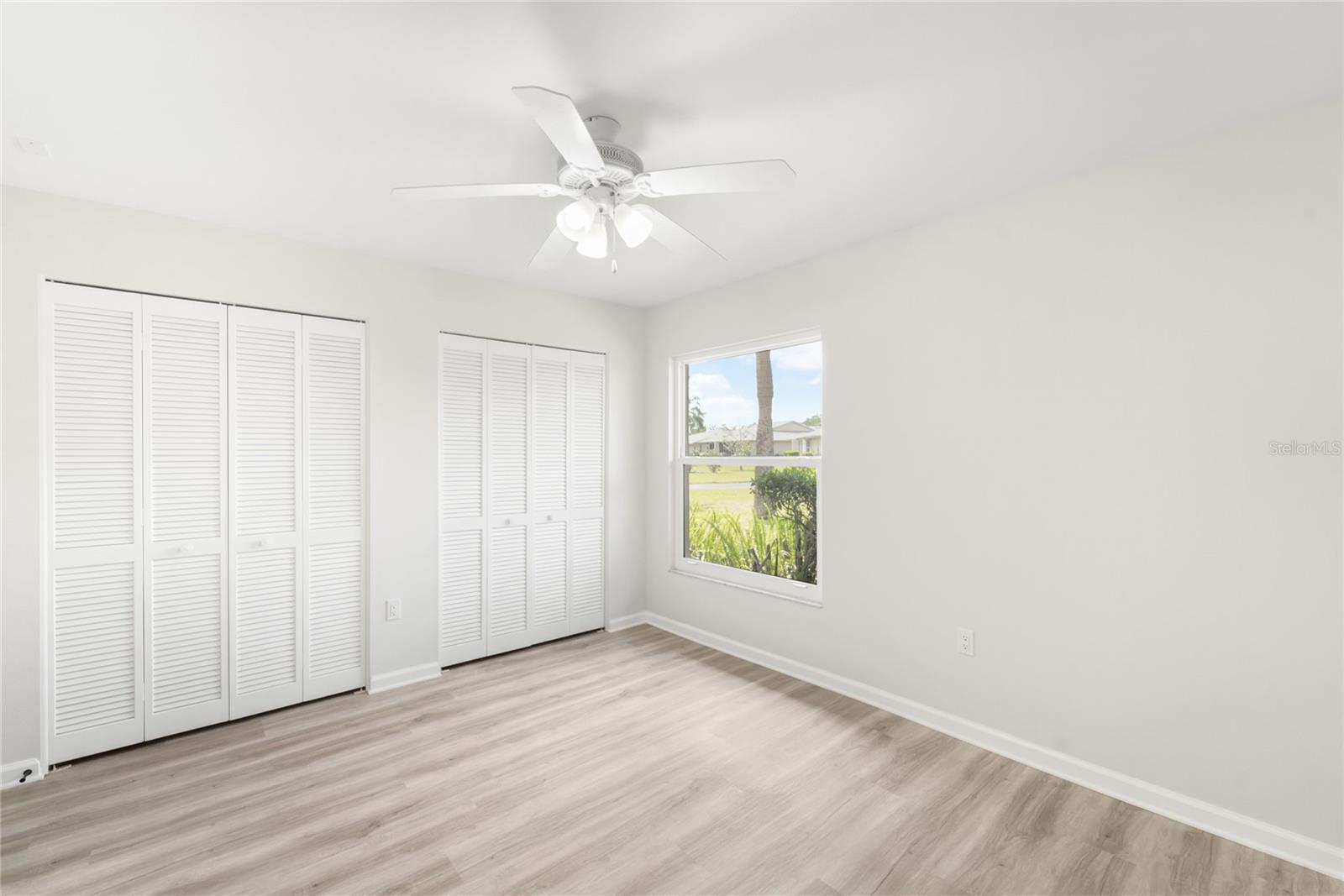 CENTER GATE VILLAGE 4 - Residential