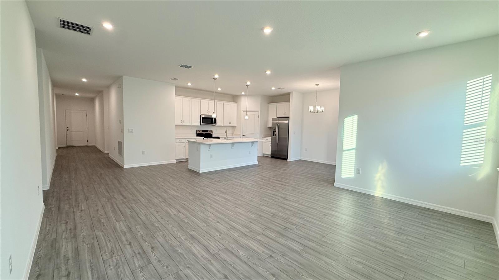 COVERED BRIDGE/LIBERTY BLUFF P - Residential Lease