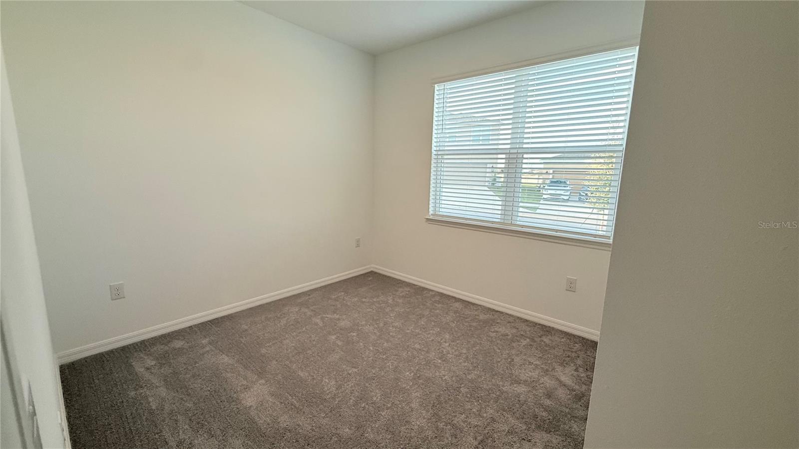 COVERED BRIDGE/LIBERTY BLUFF P - Residential Lease