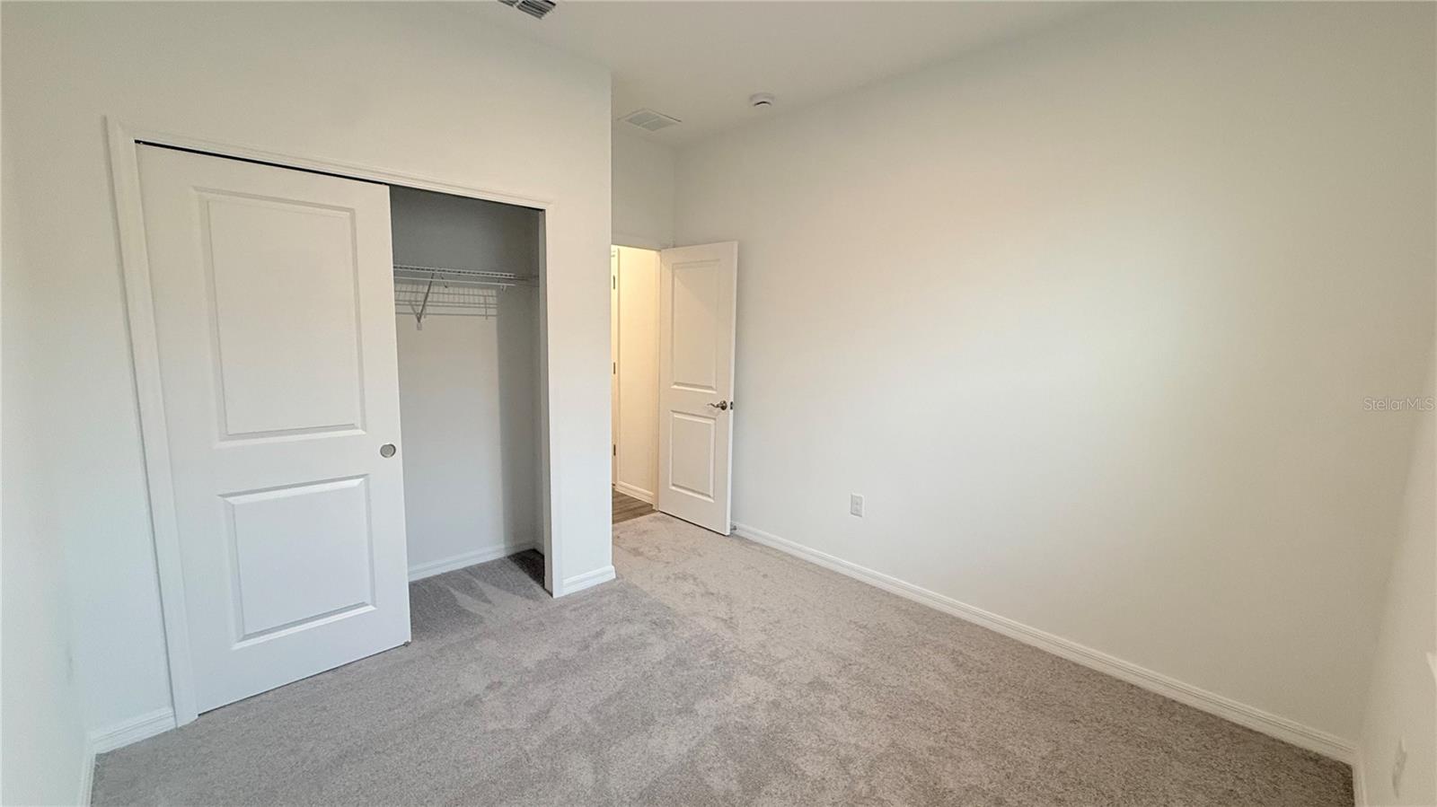 COVERED BRIDGE/LIBERTY BLUFF P - Residential Lease