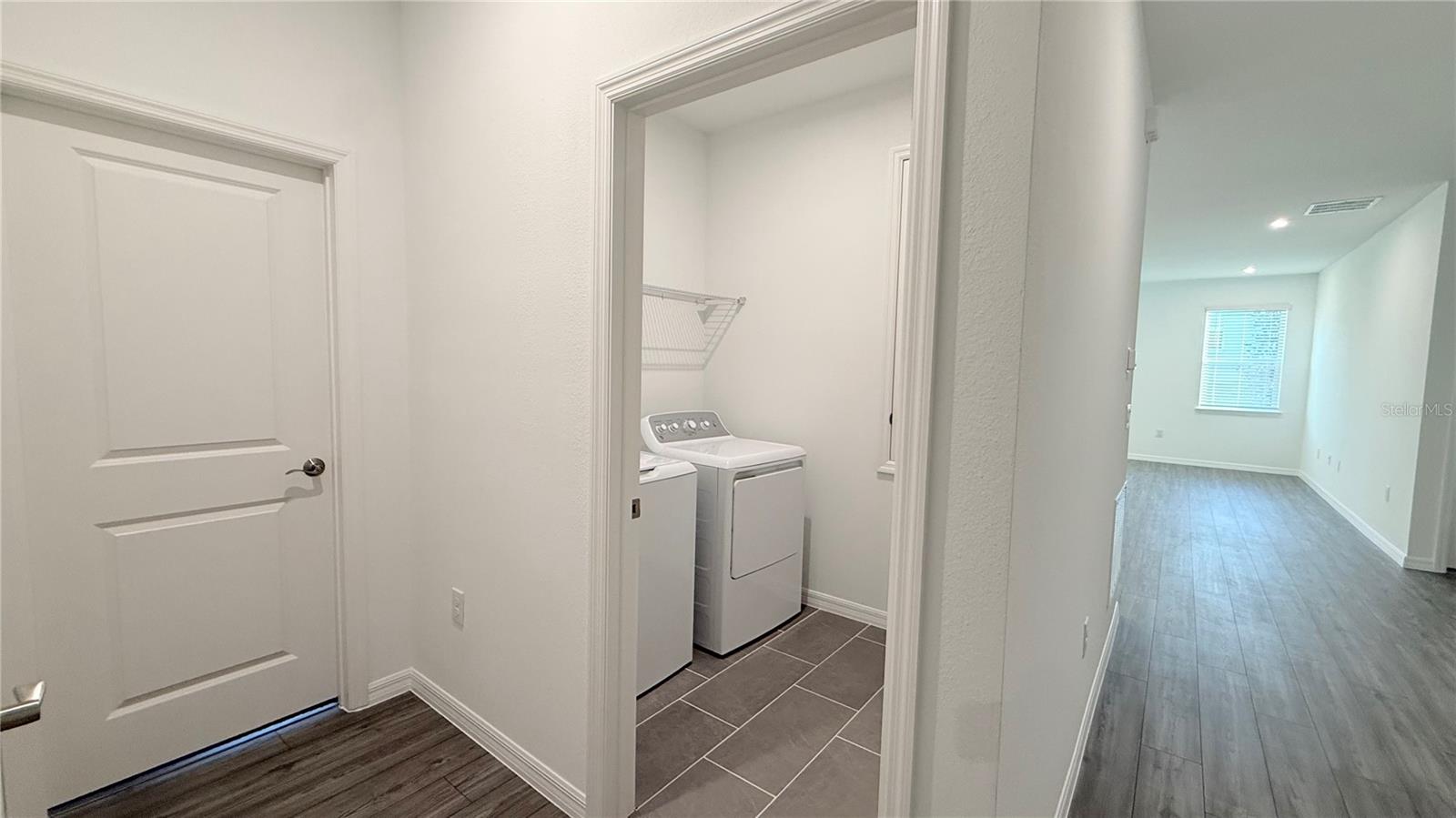 COVERED BRIDGE/LIBERTY BLUFF P - Residential Lease