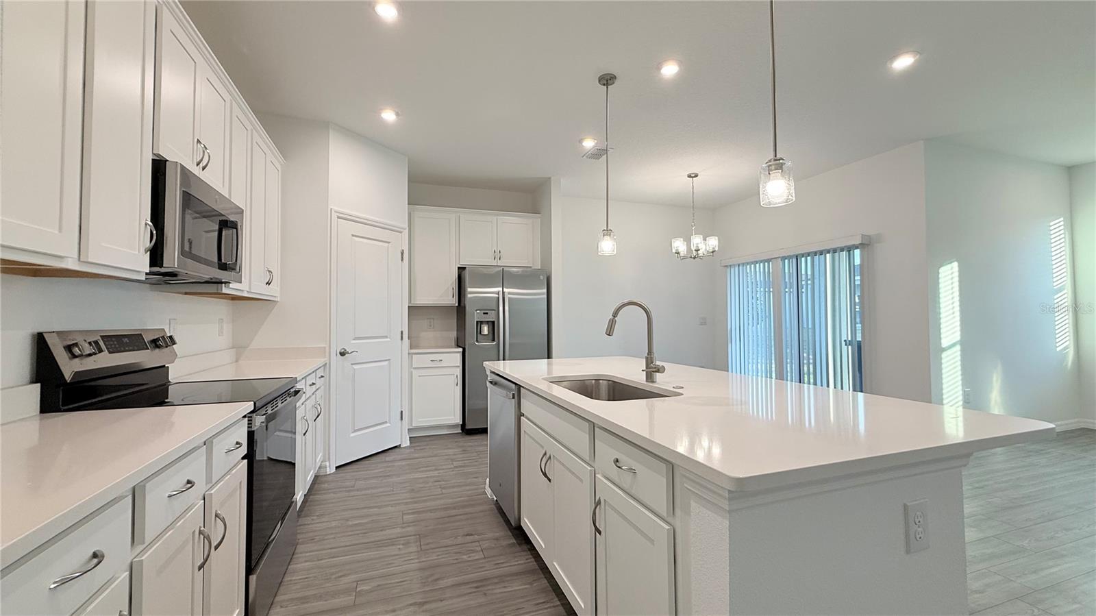 COVERED BRIDGE/LIBERTY BLUFF P - Residential Lease