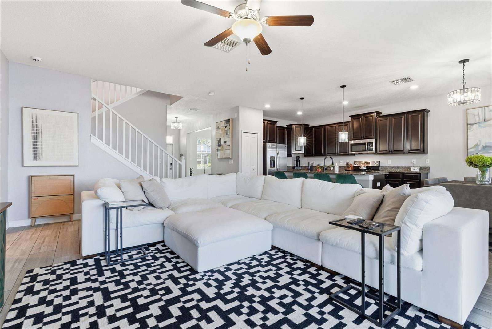 BELMONT - Residential