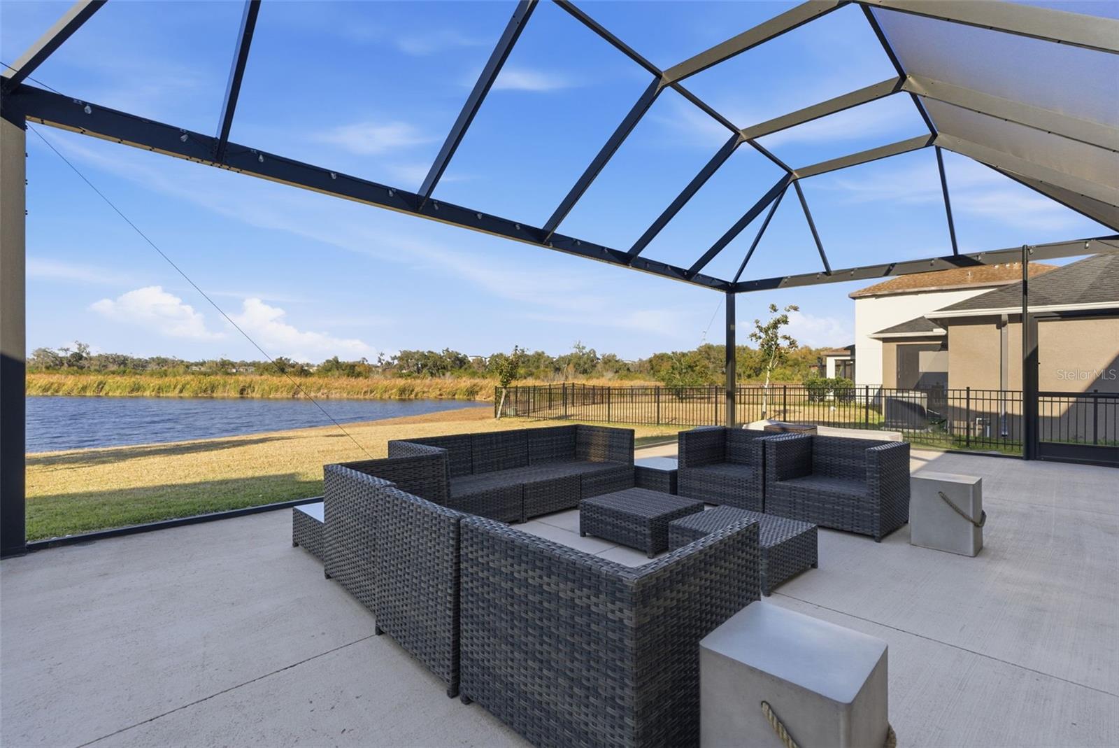 BELMONT - Residential