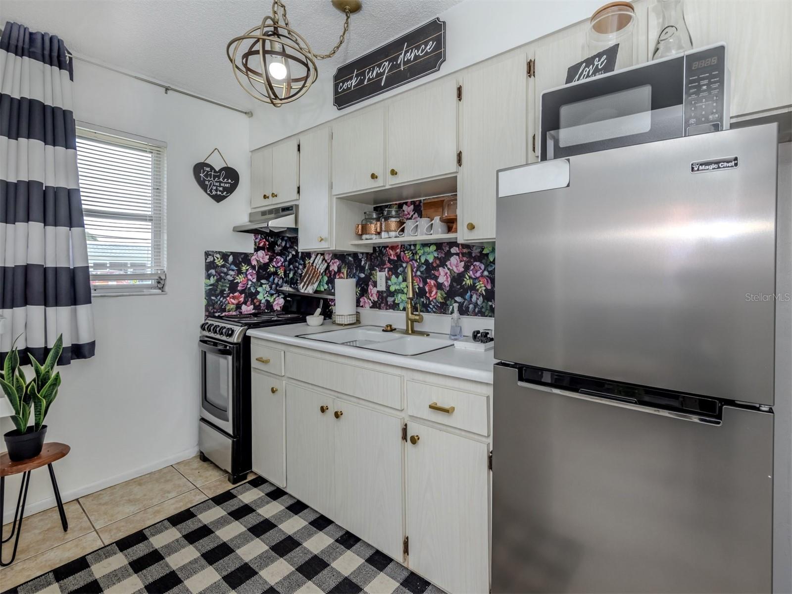 LUCAYA COUNTRY CLUB VILLAGE - Residential