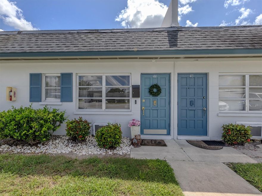 ESCAPE THE FREEZE - YOUR WARM SARASOTA SANCTUARY AWAITS! This adorable studio is awaiting your arrival. Whether you are using it as a getaway or living here full-time. Here is a quaint little place to call home. This one bedroom one bathroom is the perfect size for  
While you're scraping ice off your windshield, you could be diving into the community pool! This stunning Sarasota condo is your ticket OUT of winter misery and INTO Florida's cultural crown jewel. 10 minutes to Siesta Key's world-famous white sand beaches
- Community pool - swim in January! - Heart of Sarasota's renowned arts scene & world-class dining - Quick access to US-41 & 
I-75 - explore all of Florida! Championship golf courses & luxury shopping nearby.
Sip coffee poolside in 75° weather, then catch a show at the acclaimed Sarasota Opera or dine at award-winning restaurants while your neighbors are shoveling snow! And only 90 minutes from Disney World. Embrace the lifestyle you've always desired in this picturesque Florida retreat. The area is a vibrant blend of attractions perfect for outdoor enthusiasts and culture seekers. Enjoy shopping and dining at UTC Mall, explore the lush Henderson Park, or discover marine life at Mote Aquarium. Experience the charm of St. Armands Circle and the pristine shores of Longboat Key and Anna Maria Island. For fishing enthusiasts, the Sunshine Skyway Fishing Pier offers stunning views. Sun-soaked Saint Pete Beach is ideal for relaxation, while IMG Academy trains aspiring athletes. Catch exciting spring training baseball games featuring the Pirates, Orioles, and Yankees nearby.
Ready to trade blizzards for beaches and Broadway-caliber performances? Your sophisticated warm escape starts NOW!