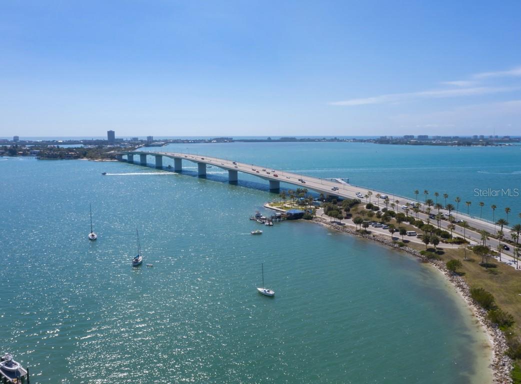 LUCAYA COUNTRY CLUB VILLAGE - Residential