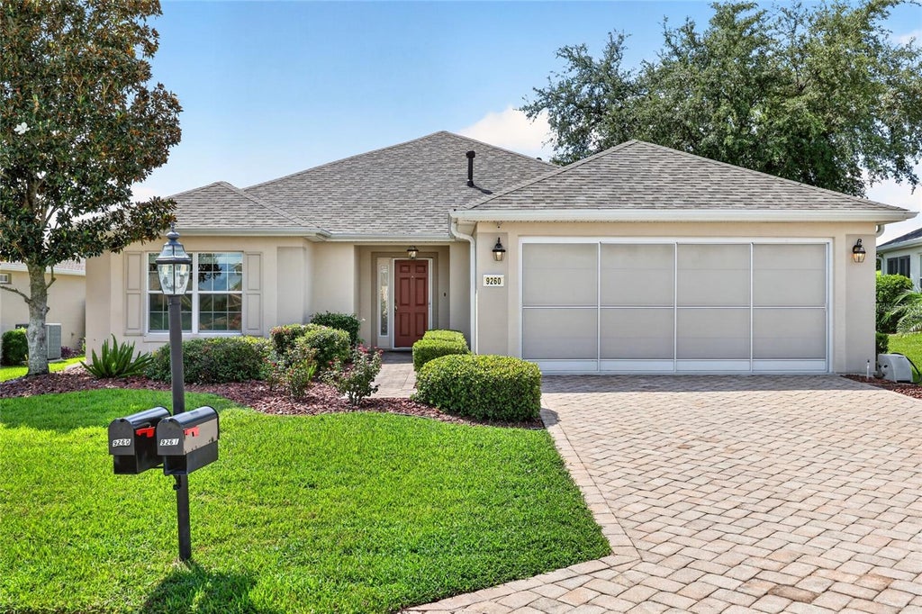 Photo of 9260 SE 121st Loop, Summerfield, FL 34491 (MLS # OM731937)