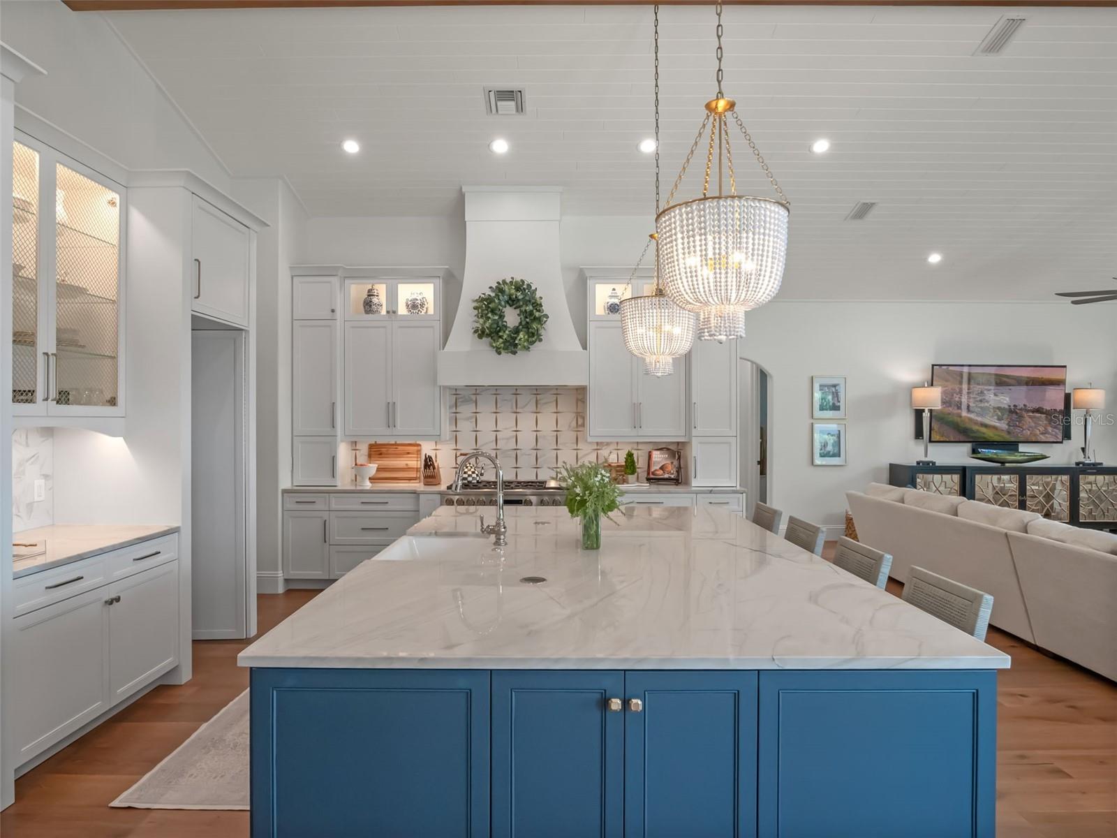 JOHNS LANDING - Residential