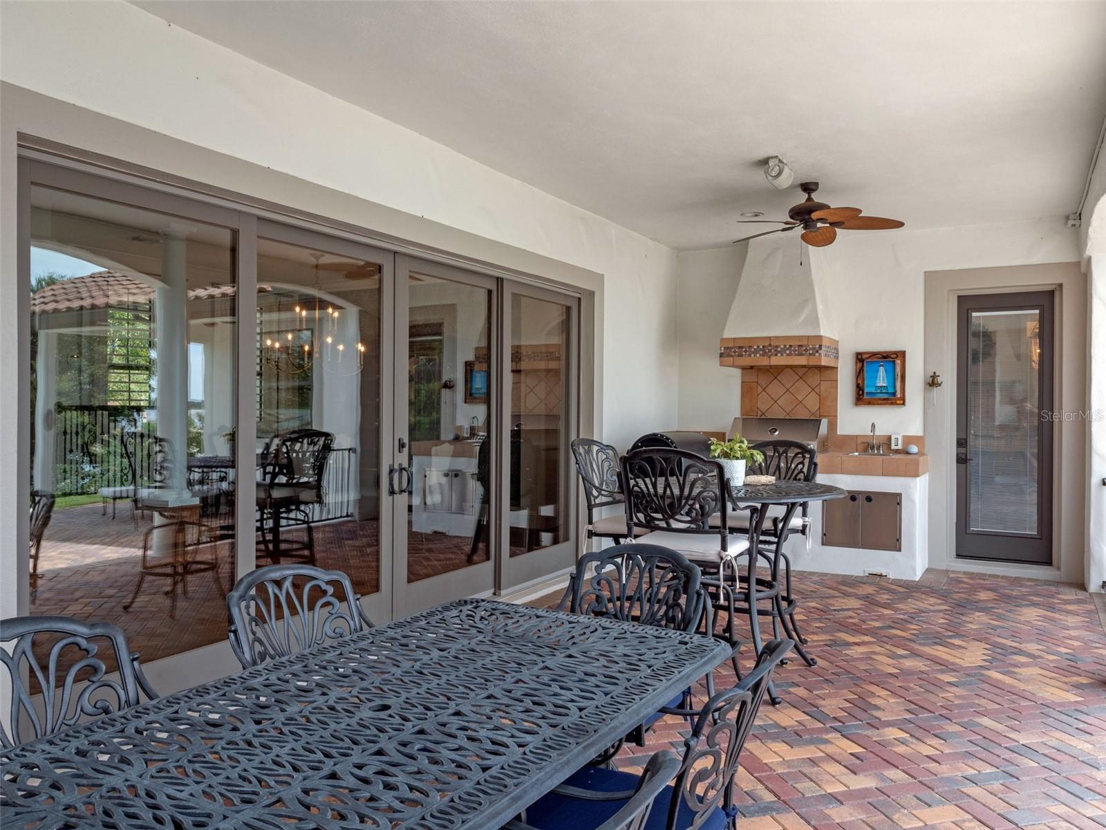 JOHNS LANDING - Residential