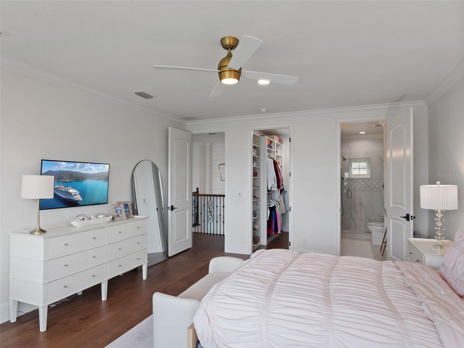 JOHNS LANDING - Residential
