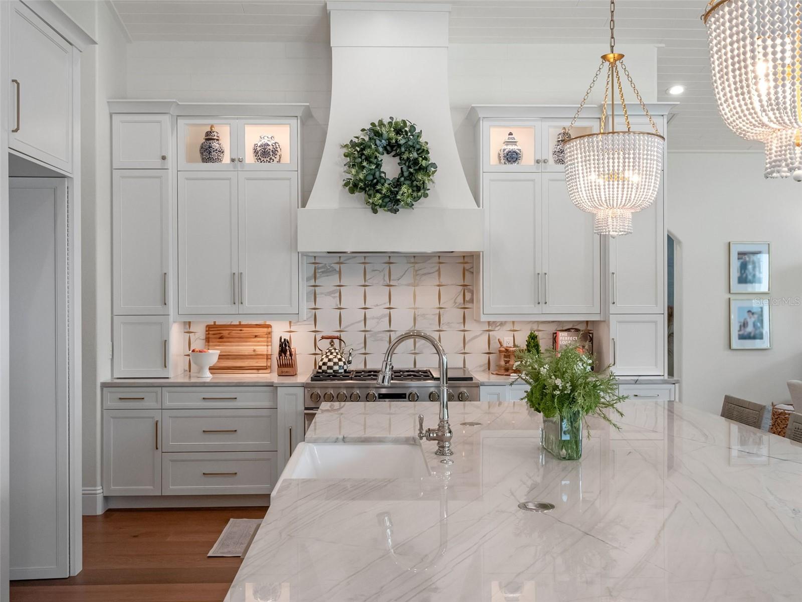 JOHNS LANDING - Residential