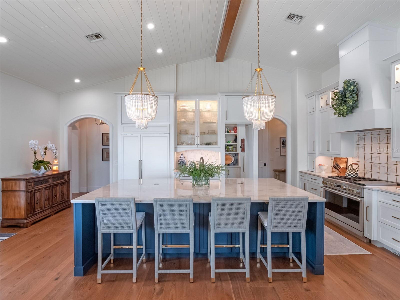 JOHNS LANDING - Residential