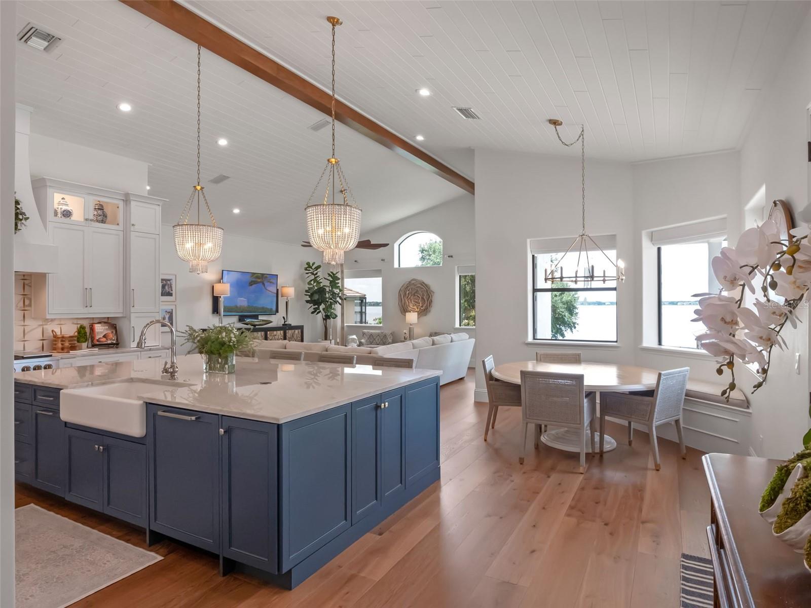 JOHNS LANDING - Residential