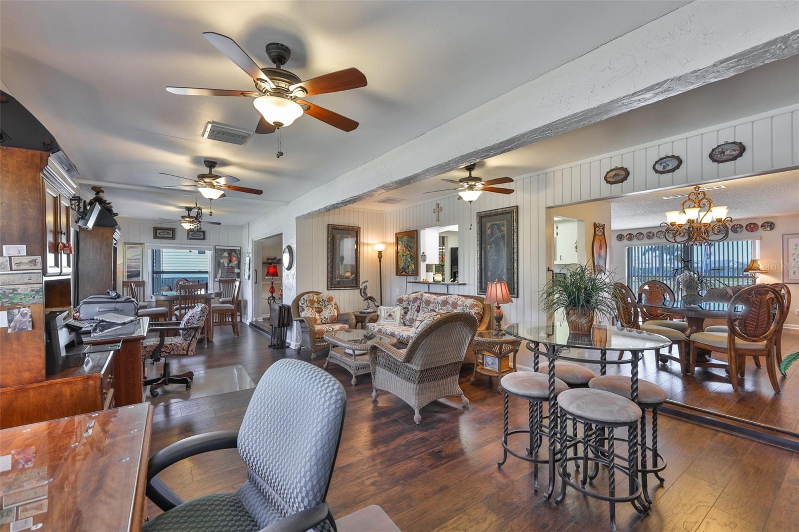 DEL WEBBS SUN CITY FLORIDA UN - Residential