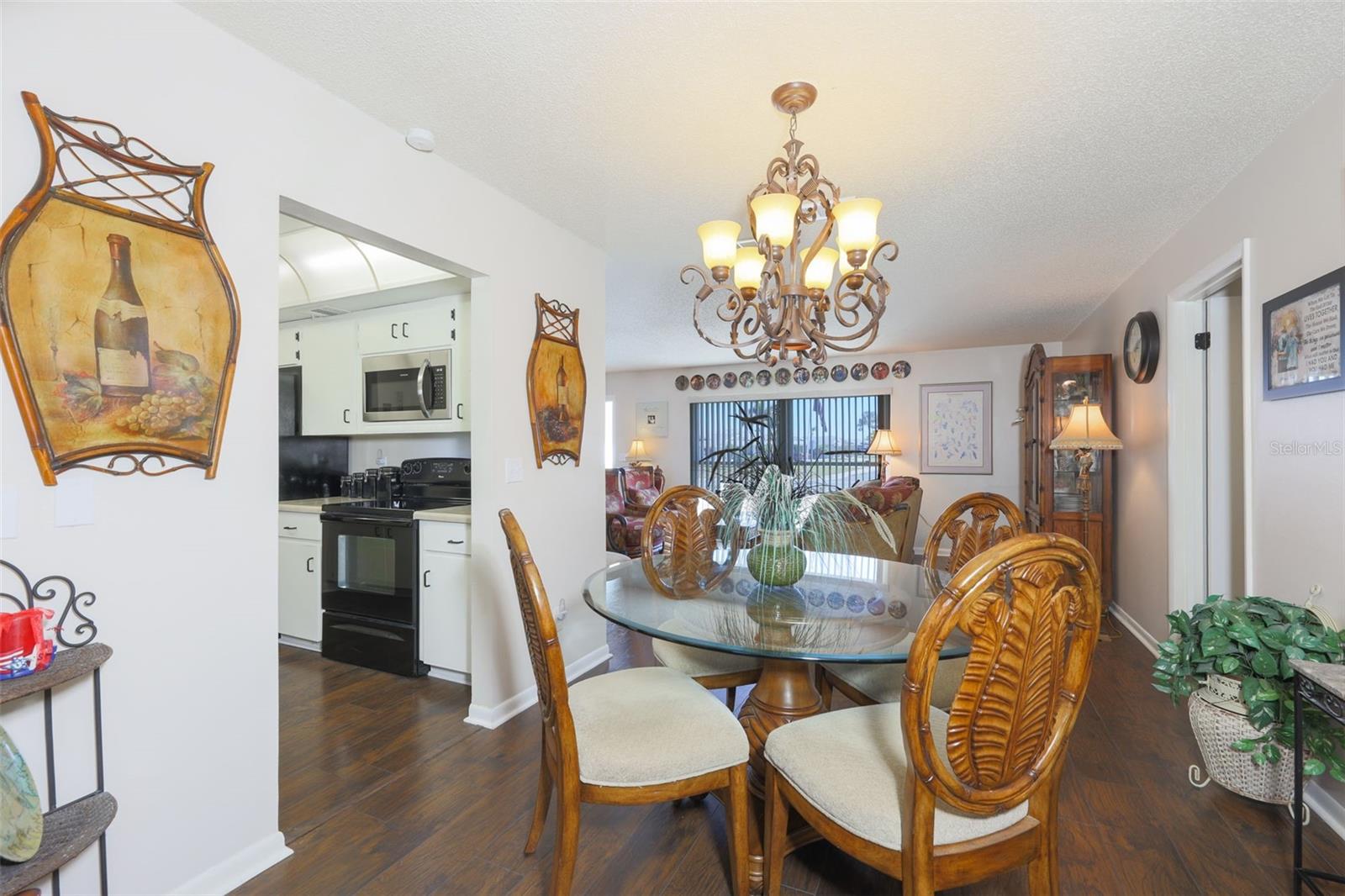 DEL WEBBS SUN CITY FLORIDA UN - Residential