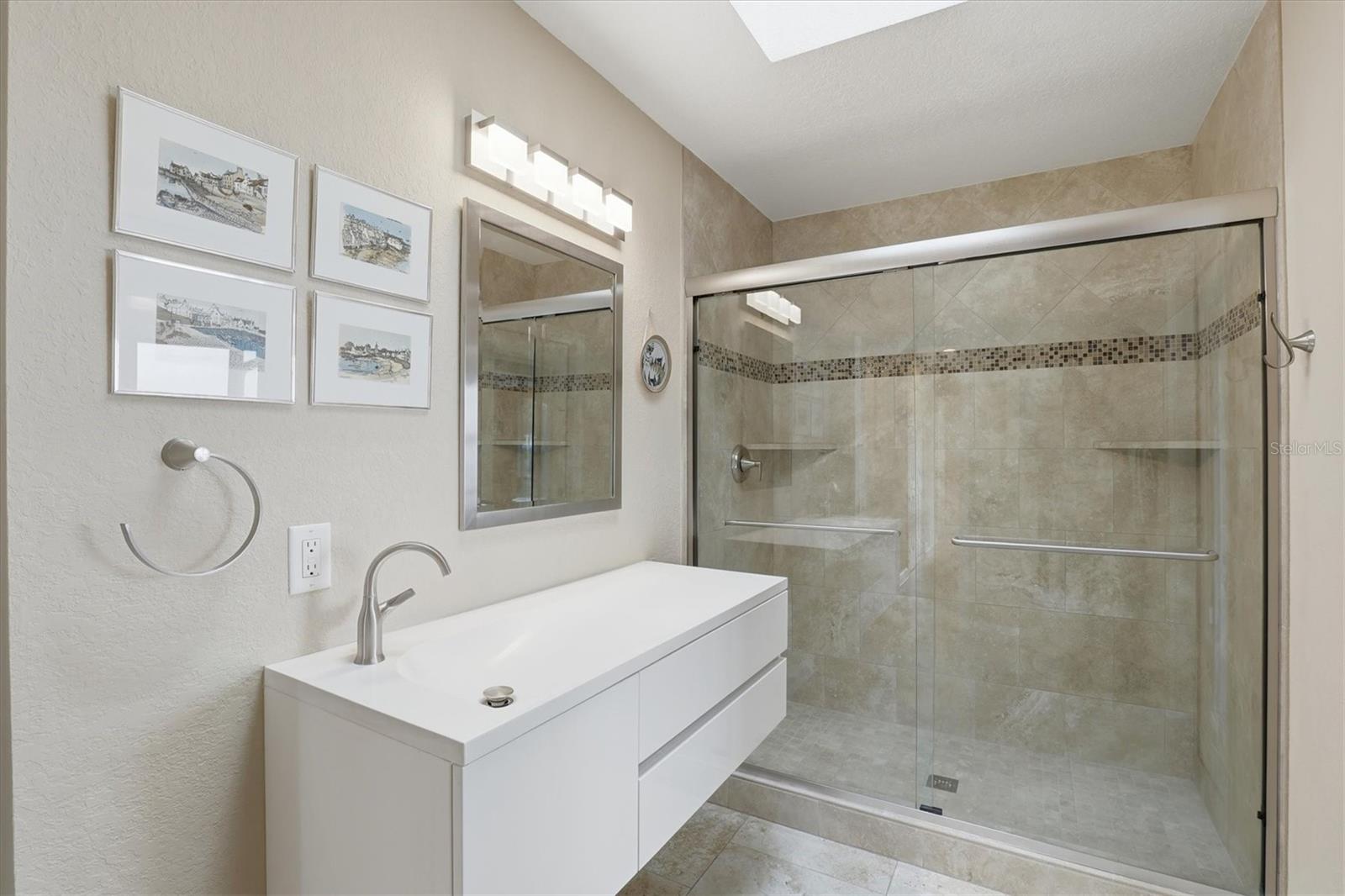 FRESH WATER ESTATES - Residential