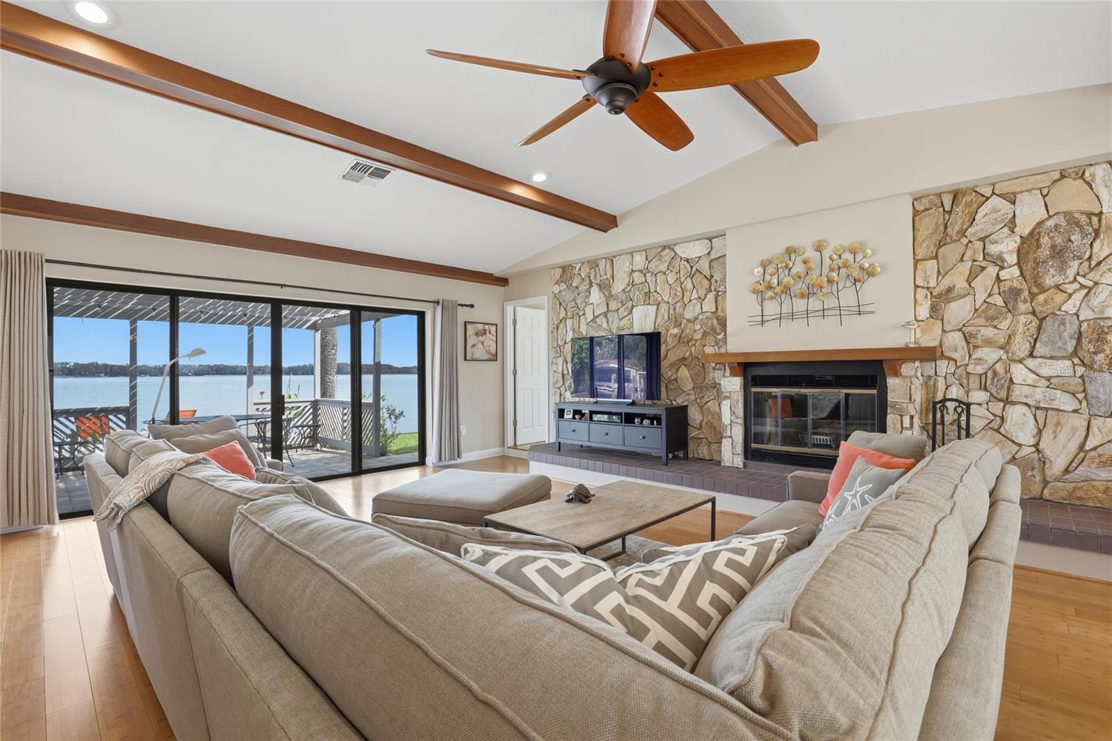 FRESH WATER ESTATES - Residential