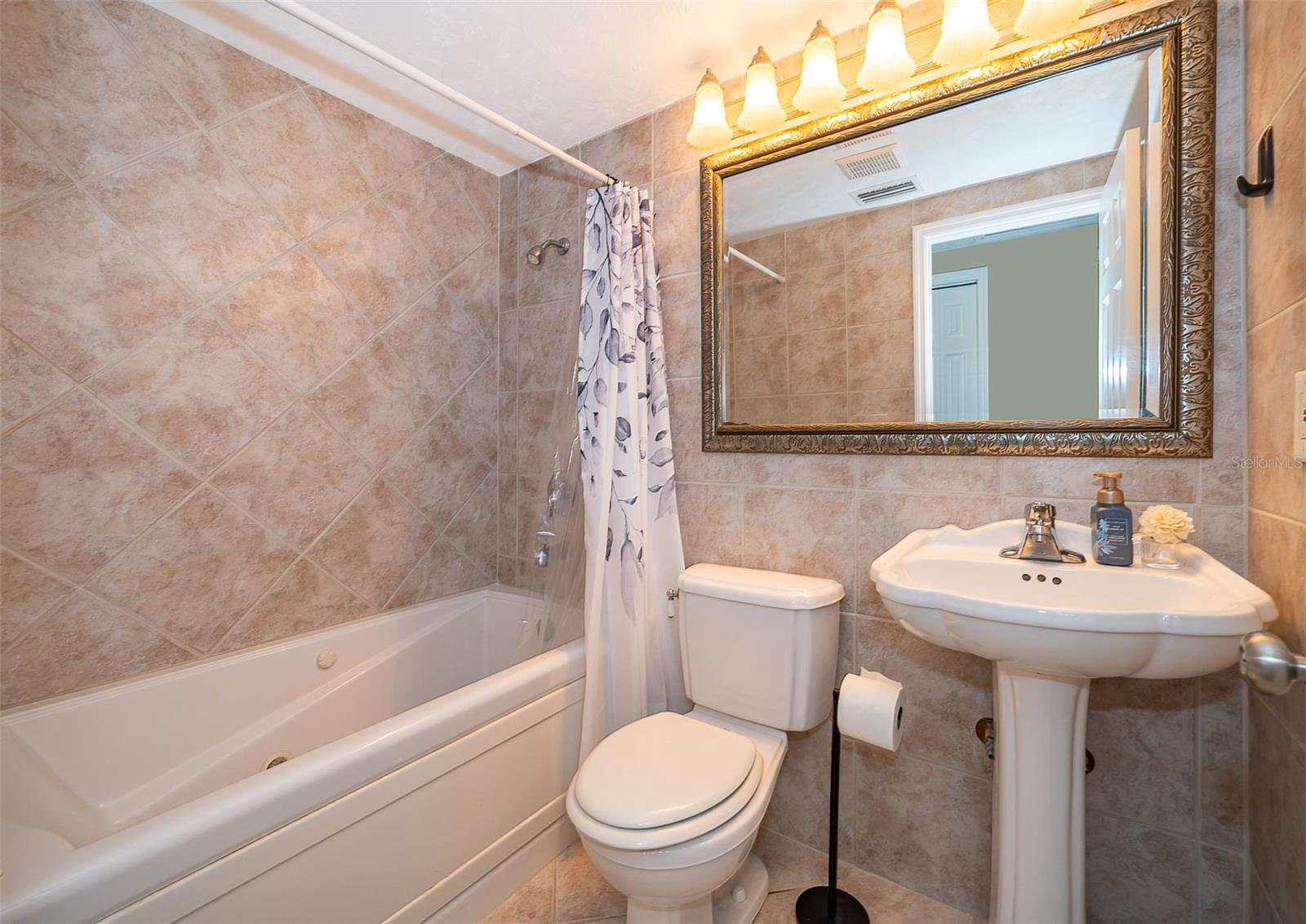 REST HAVEN SUB AMD - Residential