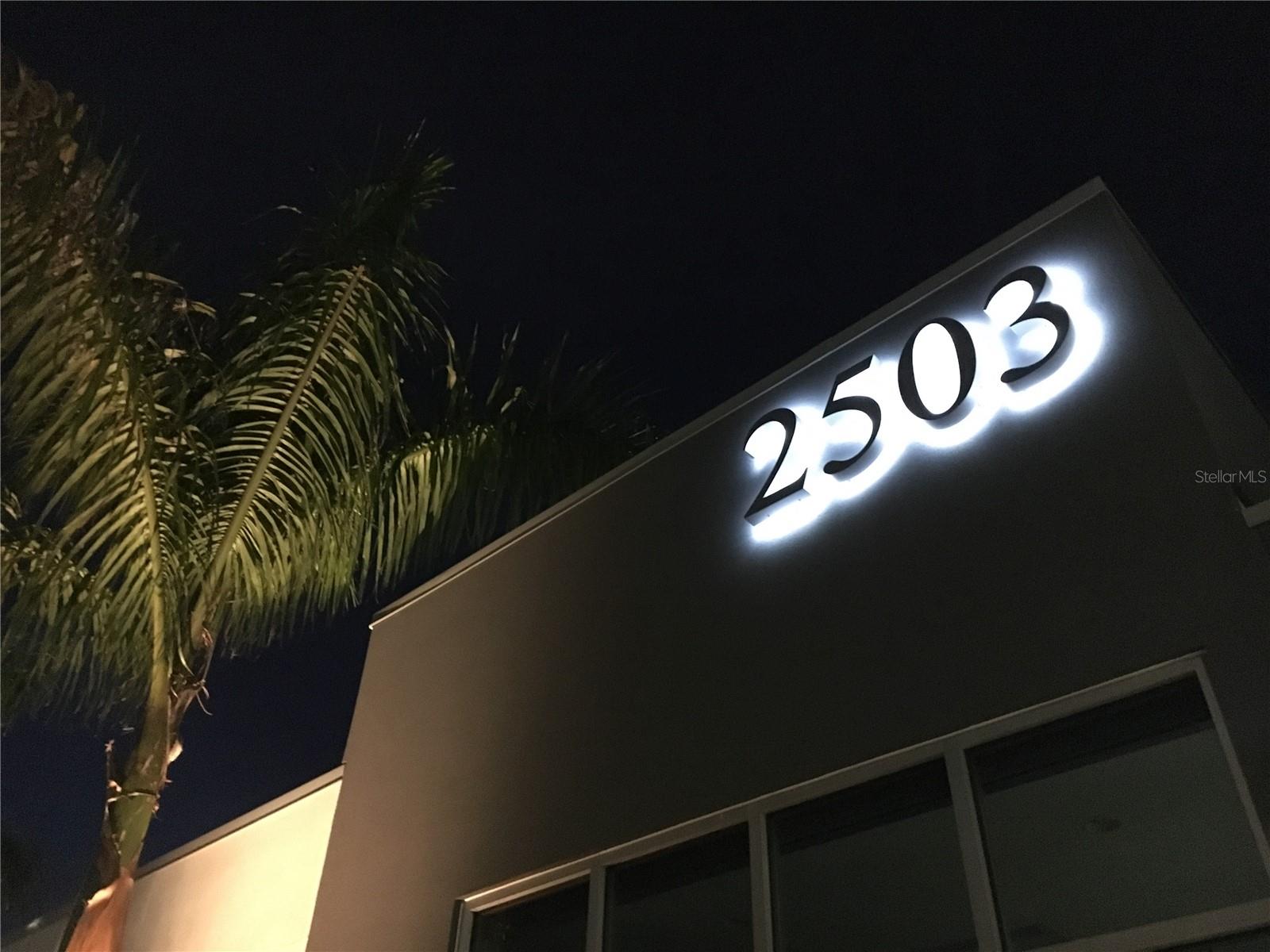 DIXIE - Commercial Lease