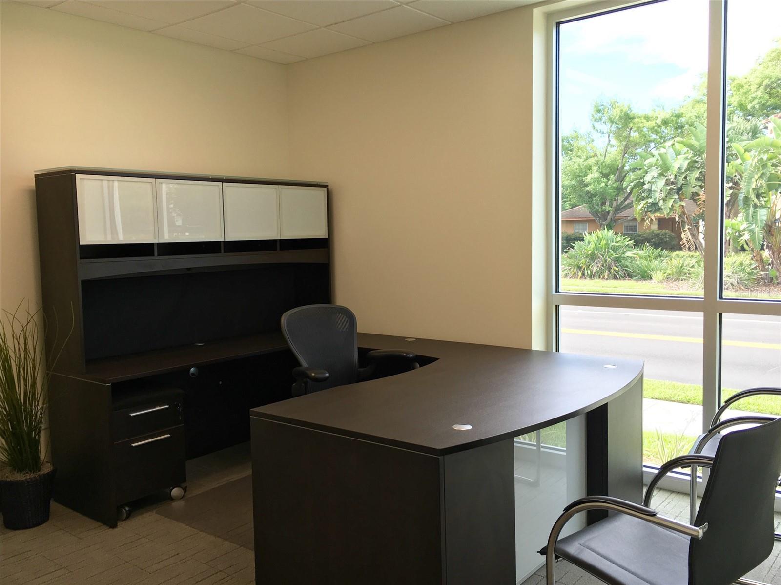 DIXIE - Commercial Lease