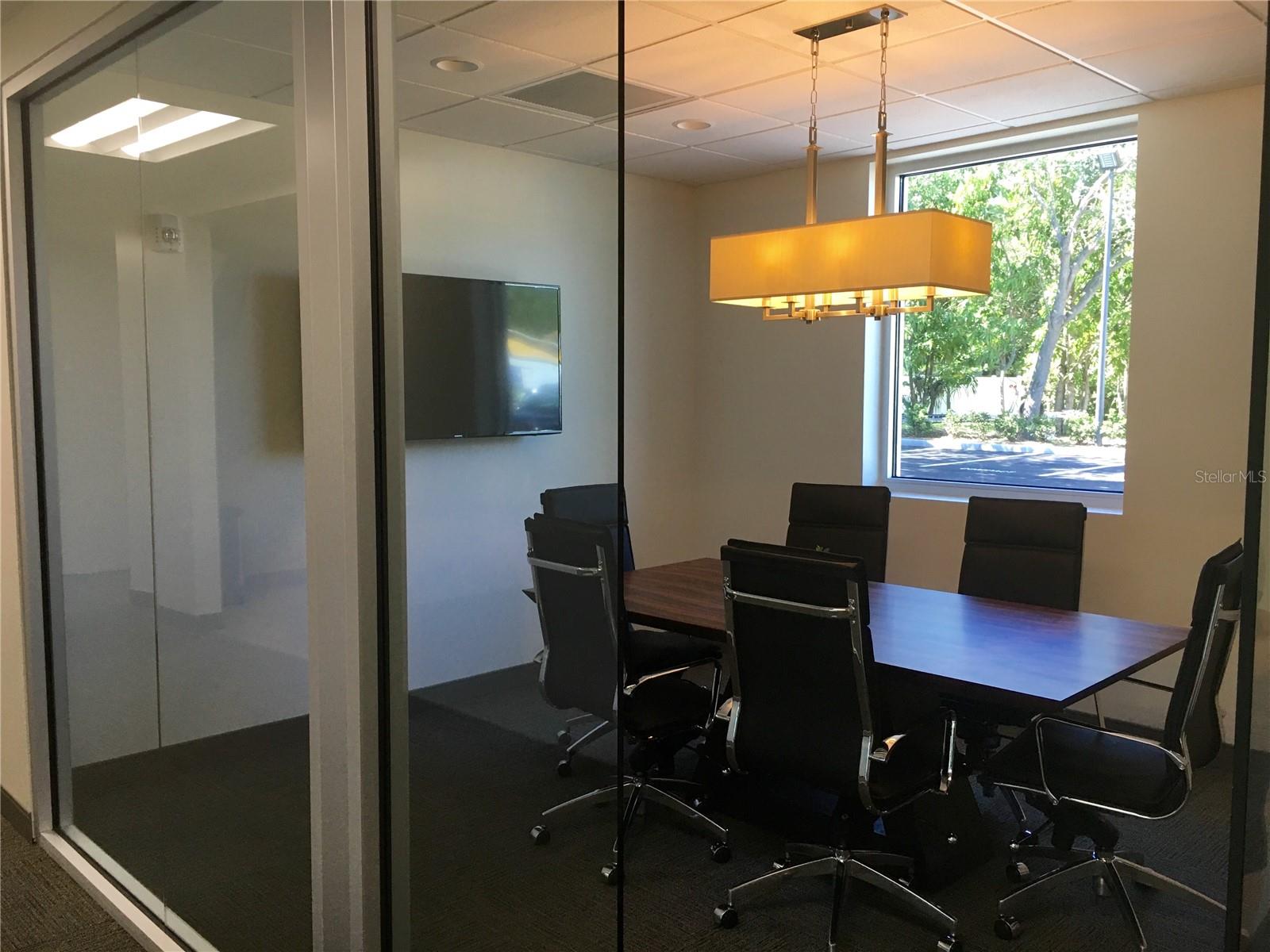 DIXIE - Commercial Lease