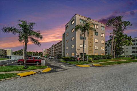 5623 80TH STREET N 415 ST PETERSBURG FL 33709