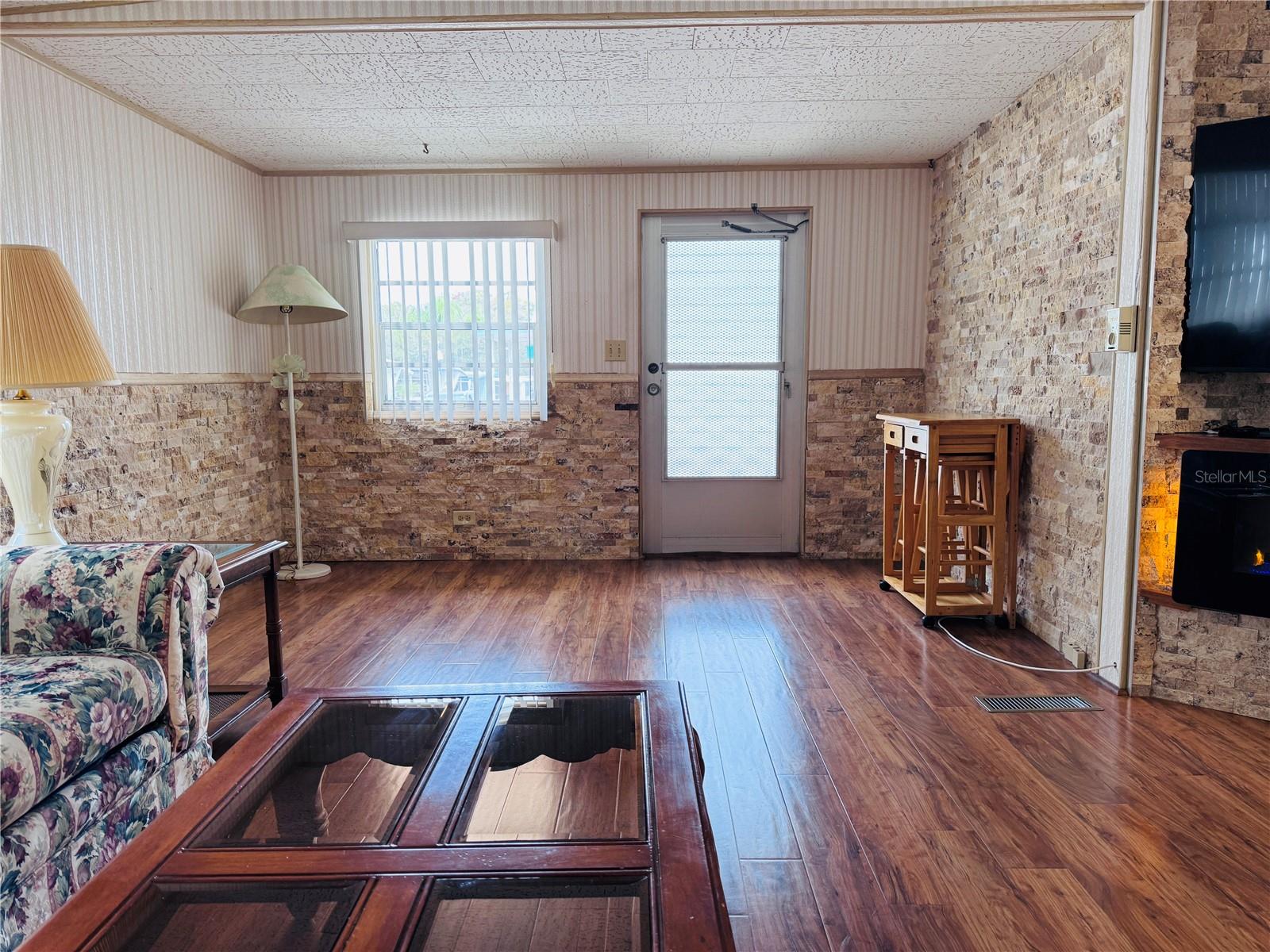 COUNTRY PARK CO-OP M/H UNREC - Residential