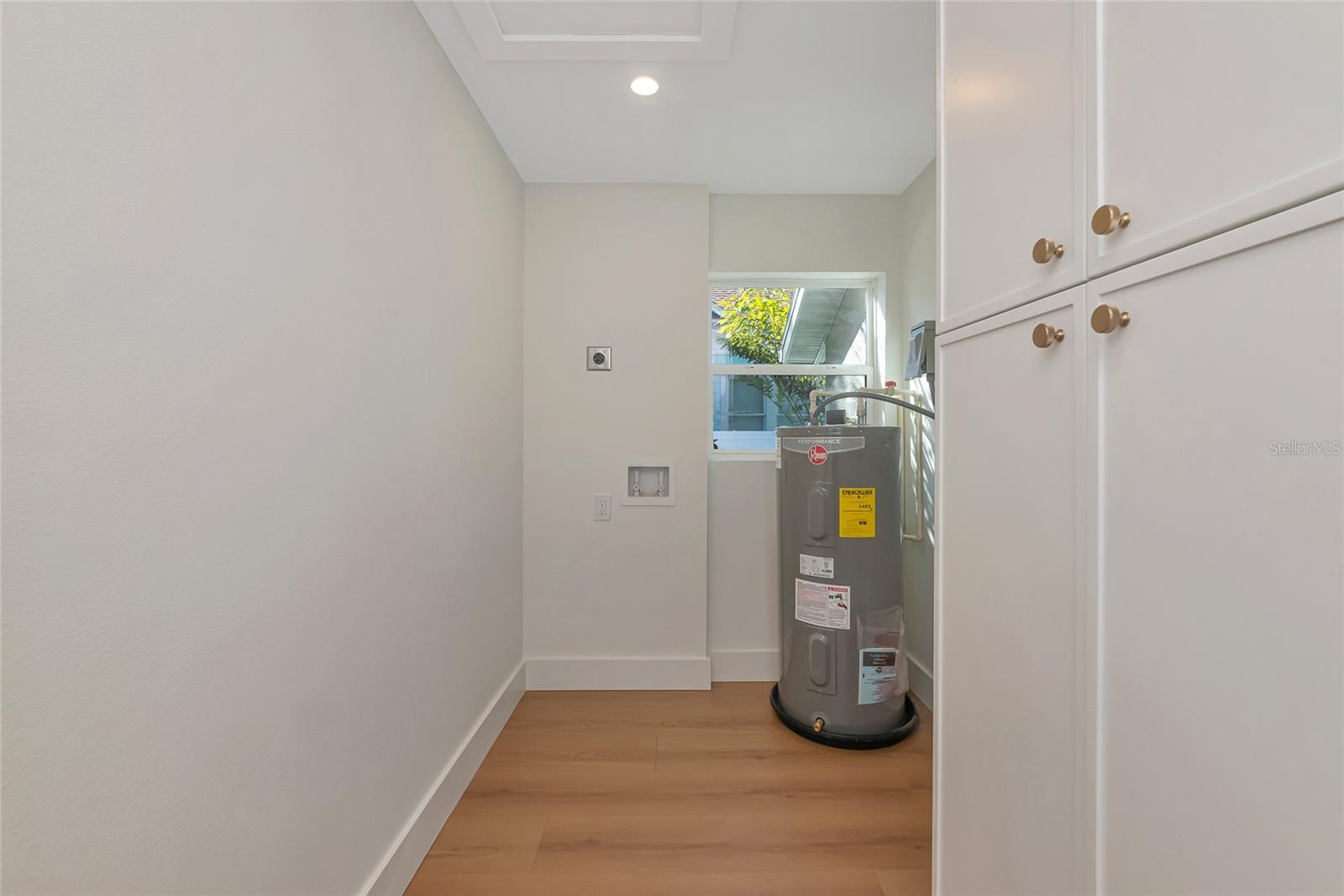 RIVERVIEW CONTINUED - Residential Income