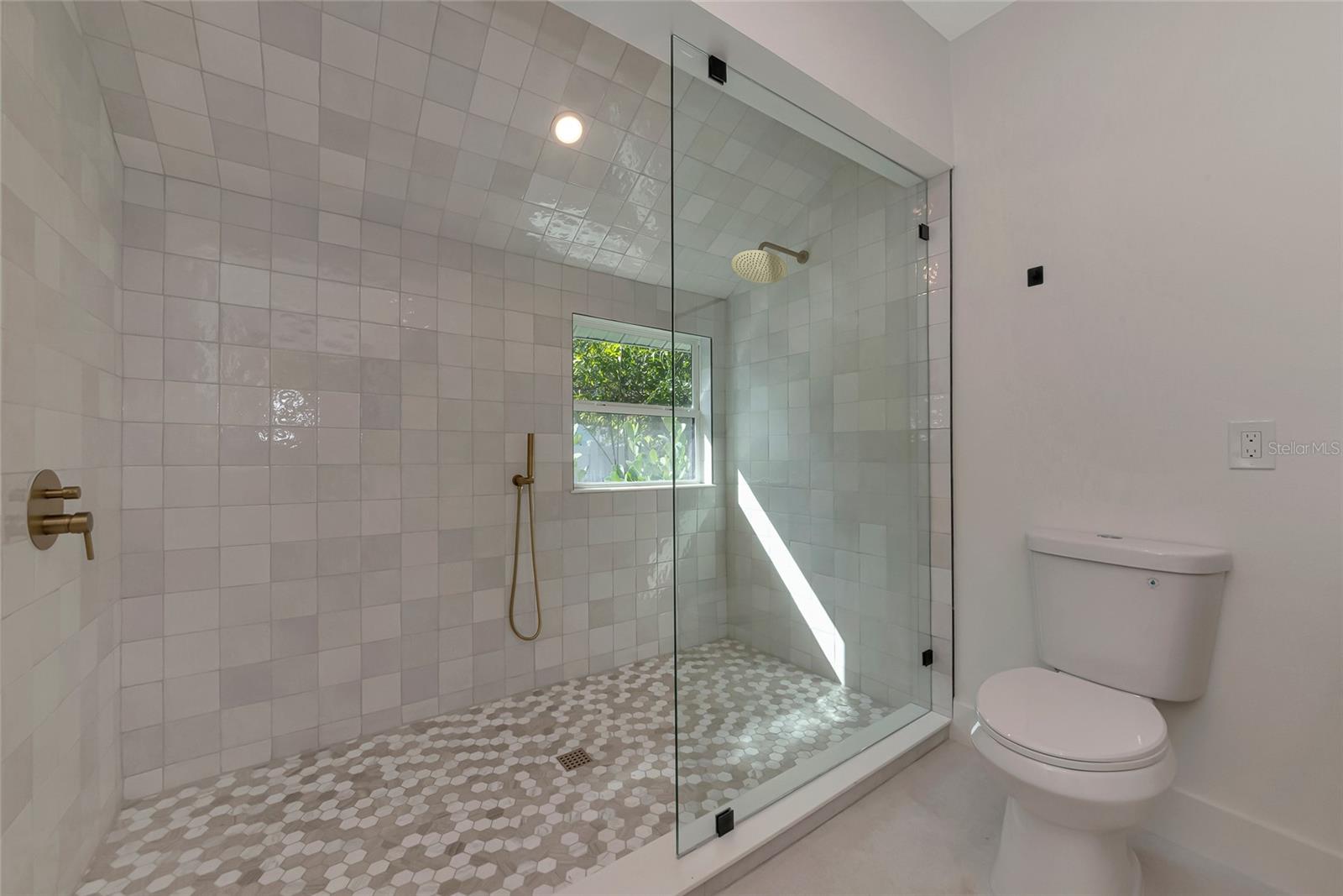 RIVERVIEW CONTINUED - Residential Income